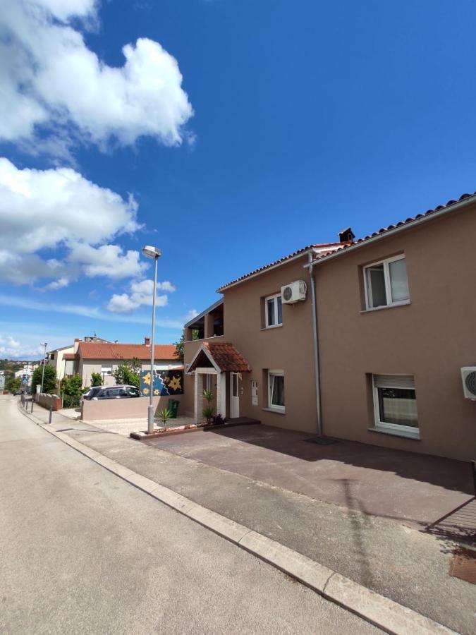 Apartmani Amans Pula Zewnętrze zdjęcie