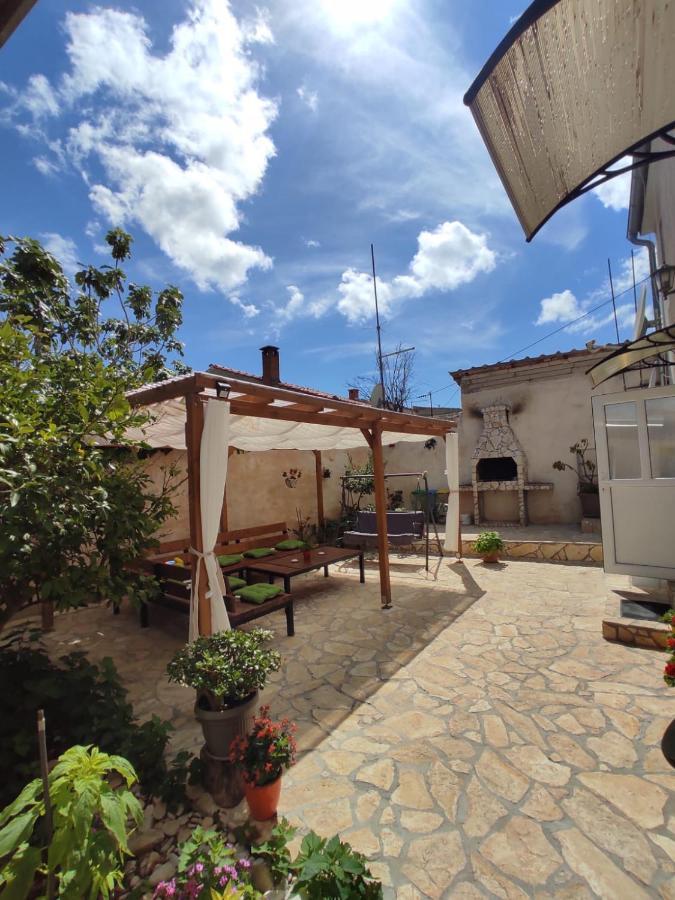 Apartmani Amans Pula Zewnętrze zdjęcie