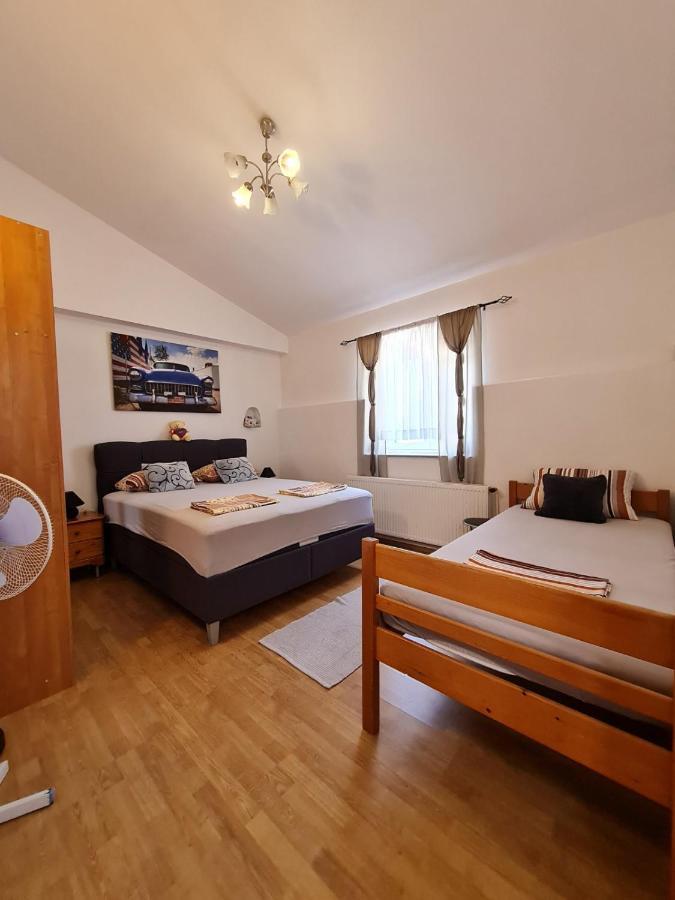 Apartmani Amans Pula Zewnętrze zdjęcie